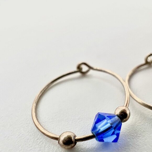 Vintage Silver Tone Hoop Earrings Blue Bead Wire Wrap Boho Gypsy Style Pair - Picture 7 of 9